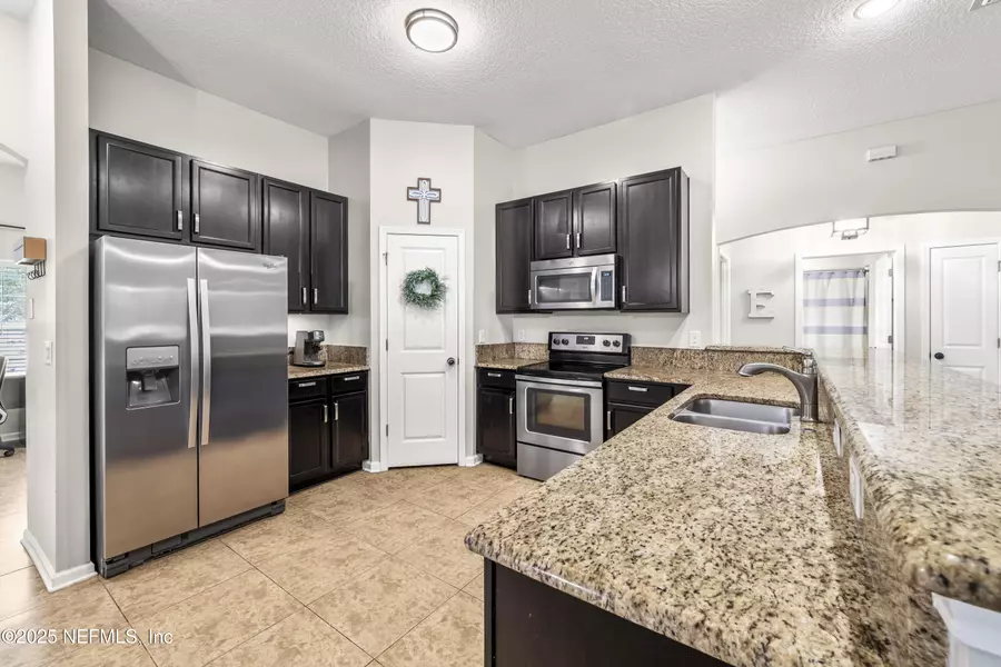 81014 LOCKHAVEN DR, Yulee, FL 32097