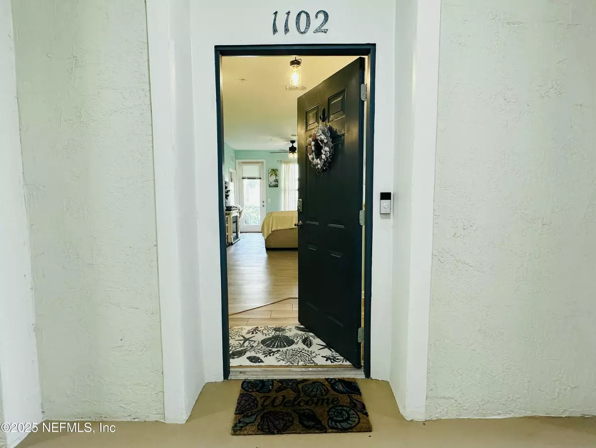 Jacksonville, FL 32256,11251 CAMPFIELD DR #1102