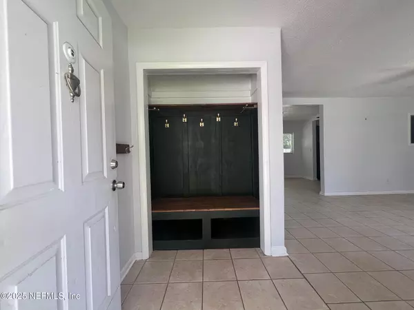 Jacksonville, FL 32216,6231 RIVIERA MANOR DR