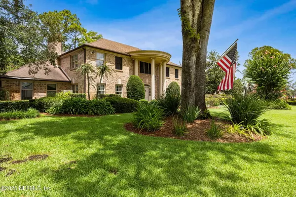 7838 WOODSDALE LN, Jacksonville, FL 32256