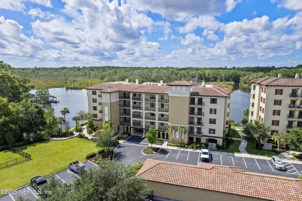 Jacksonville, FL 32217,3958 BAYMEADOWS RD #4403