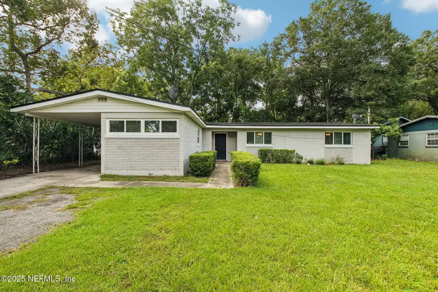 2211 BURPEE DR, Jacksonville, FL 32210