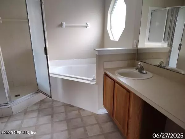 Jacksonville, FL 32218,14122 SUMMER BREEZE DR