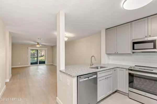 Ponte Vedra Beach, FL 32082,5 ARBOR CLUB DR #105