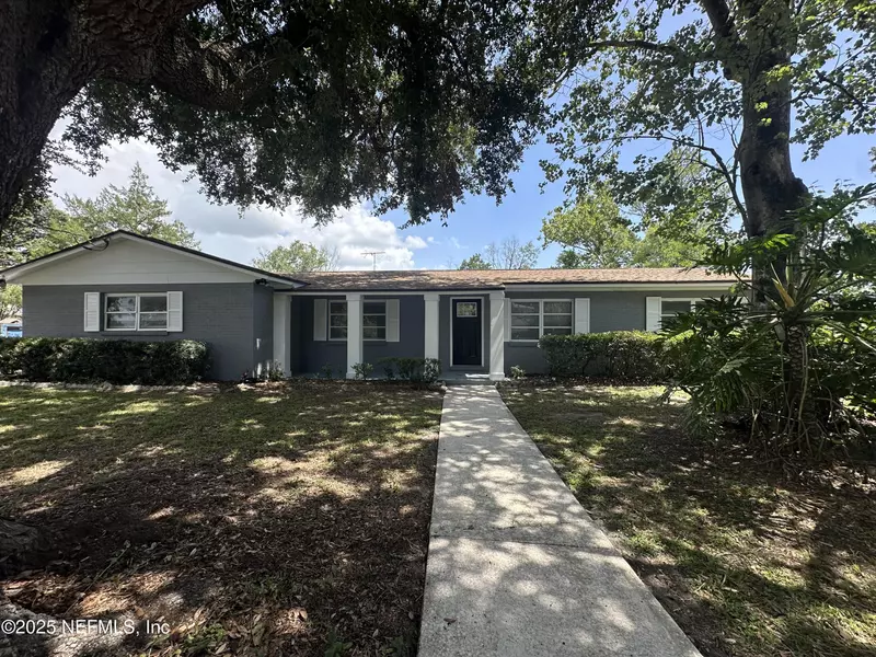 5977 FURY DR, Jacksonville, FL 32244