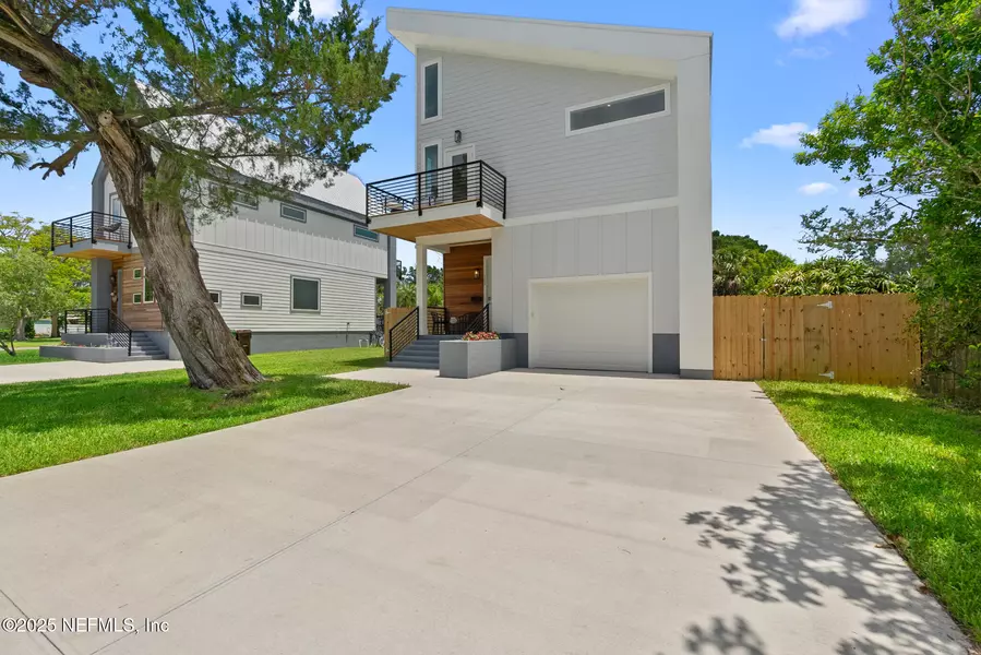 102 MENENDEZ RD, St. Augustine, FL 32080