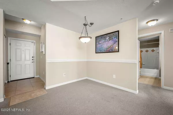 Jacksonville, FL 32246,10435 MIDTOWN Pkwy #404