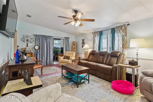 Satsuma, FL 32189,140 BAYOU DR