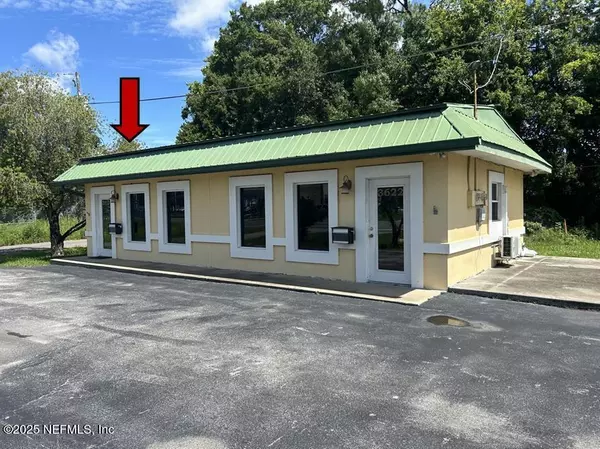 Palatka, FL 32177,3624 REID ST