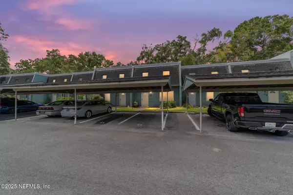 501 SW 75TH ST #H-6, Gainesville, FL 32607