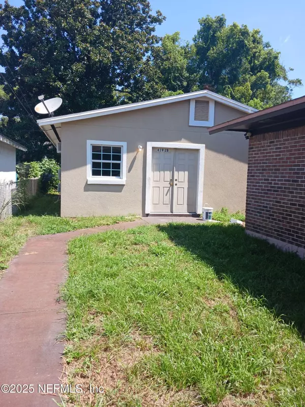 Jacksonville, FL 32206,619 W 16TH ST