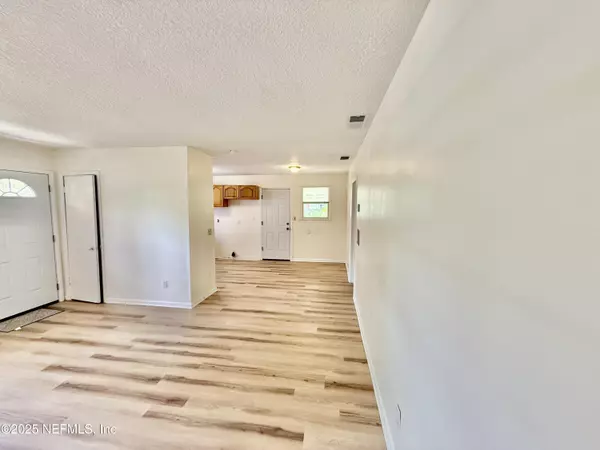 Jacksonville, FL 32210,6715 COTTON TAIL LN