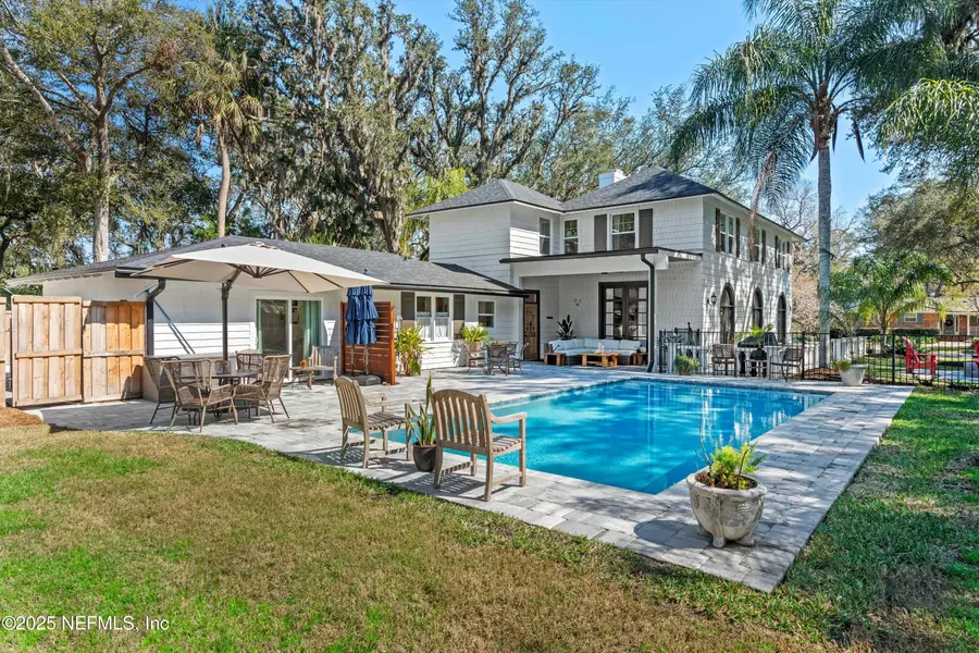1118 HAGLER DR, Neptune Beach, FL 32266