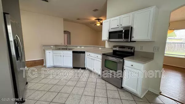 Jacksonville, FL 32244,9583 STRATHAM CT