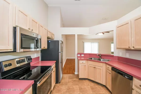 Orange Park, FL 32073,605 ABBEY CT
