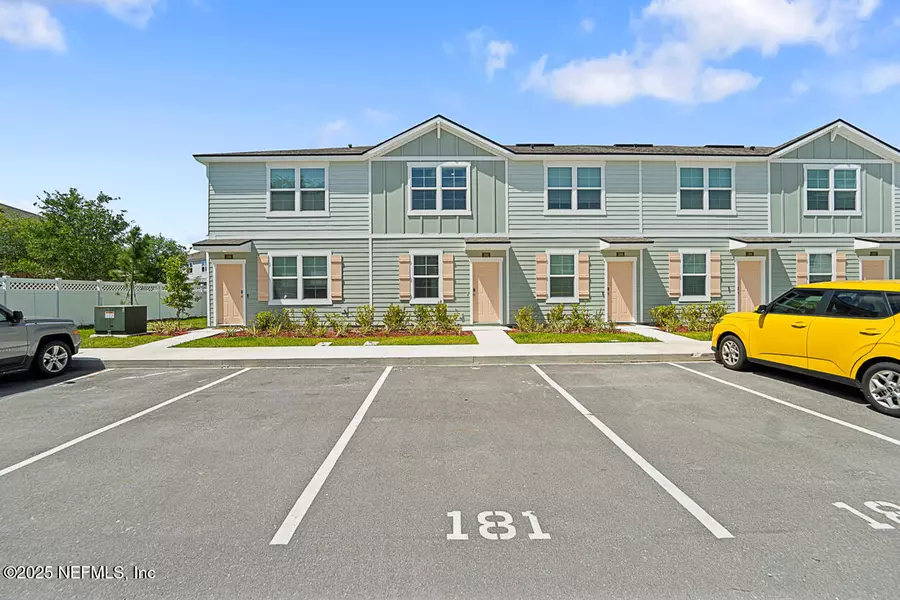 580 RUNNING WOODS ST, Orange Park, FL 32065
