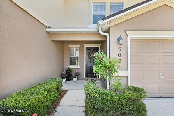 Fleming Island, FL 32003,1500 CALMING WATER DR #502