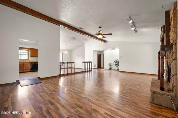 Fleming Island, FL 32003,641 WATER OAK LN