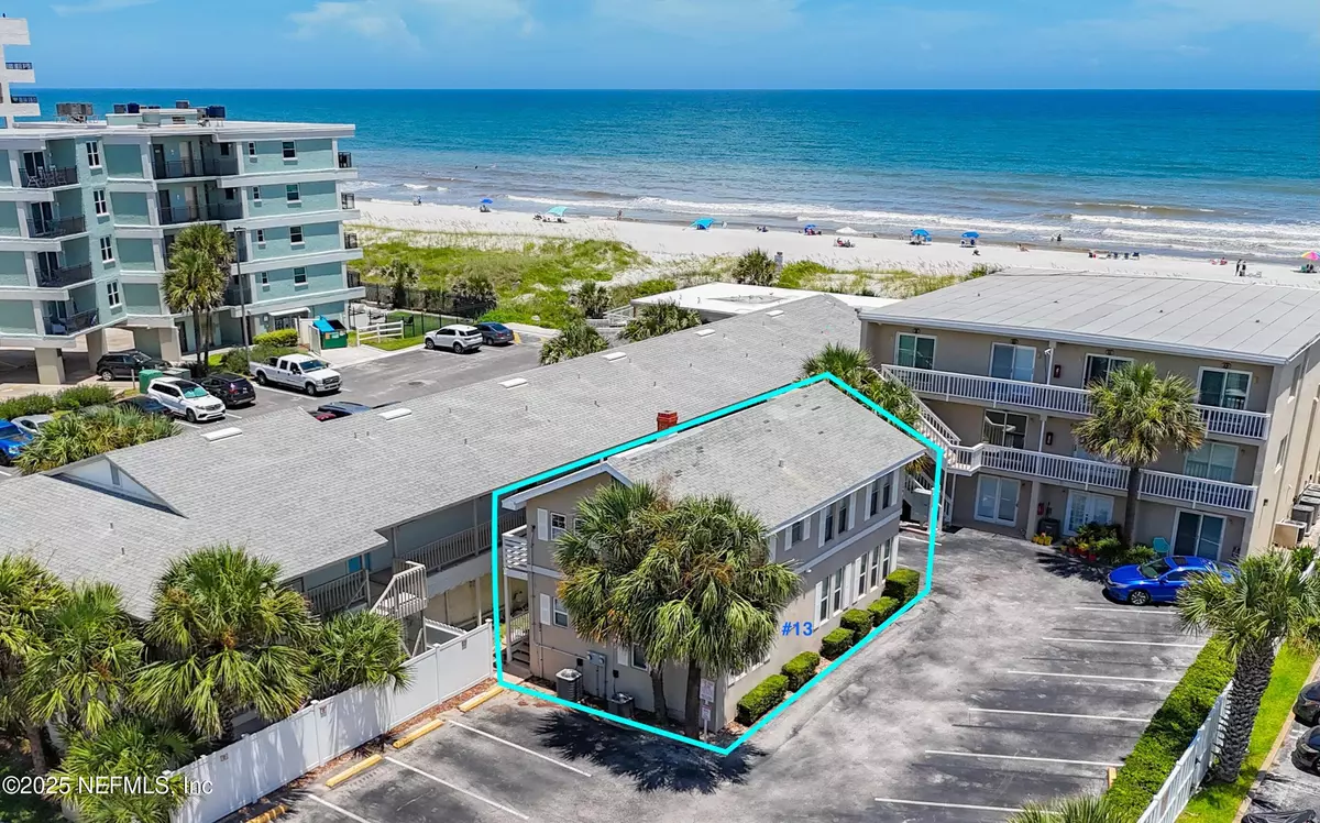 Jacksonville Beach, FL 32250,811 1ST ST S #13