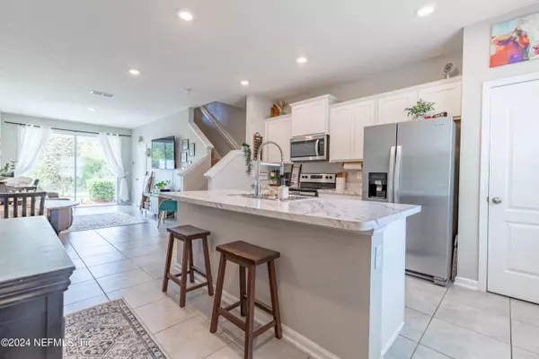 575 OAKLEAF PLANTATION Pkwy #1606, Orange Park, FL 32065