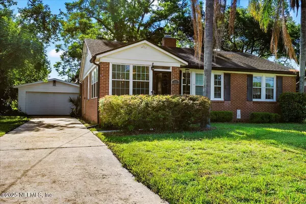 Jacksonville, FL 32207,2221 LARCHMONT RD