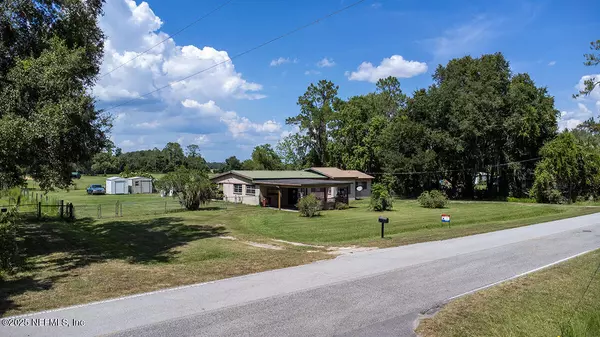 East Palatka, FL 32131,166 E RIVER RD