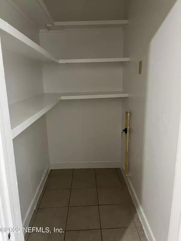 Jacksonville, FL 32206,421 W 18TH ST