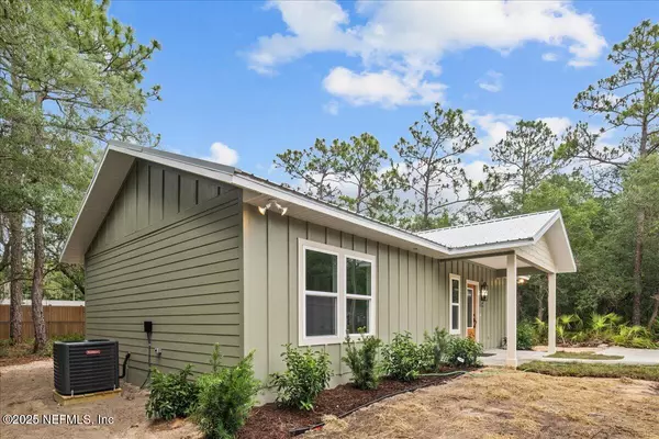 Interlachen, FL 32148,108 PAMELA ST