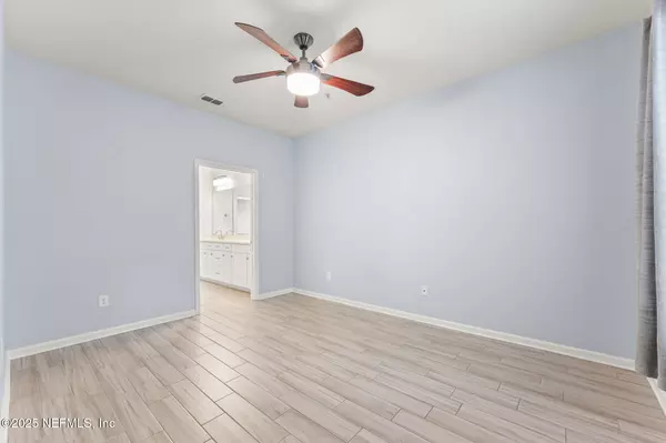 Jacksonville, FL 32224,13364 BEACH BLVD #302