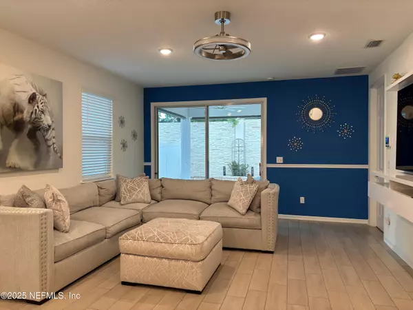 Jacksonville, FL 32244,7257 MAHOGANY RUN DR