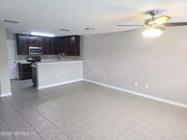 Fleming Island, FL 32003,1500 CALMING WATER DR #4504