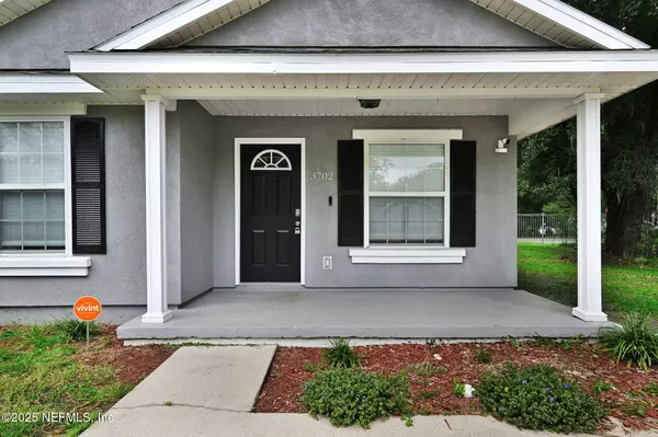 Jacksonville, FL 32206,3702 WOOD CREEK LN