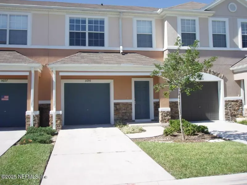 5699 PARKSTONE CROSSING DR, Jacksonville, FL 32258