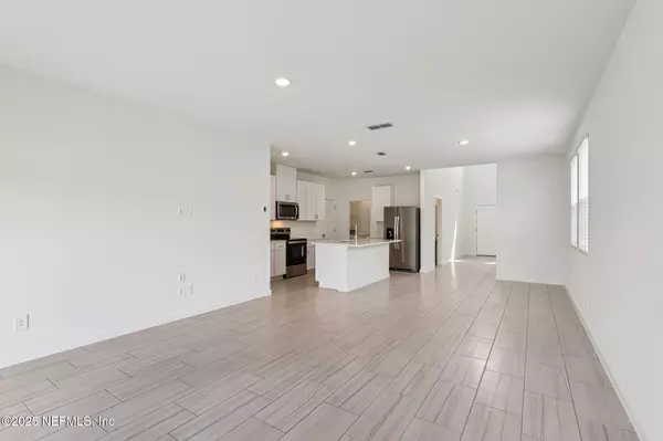 Jacksonville, FL 32219,9749 AMBER VILLAGE RD