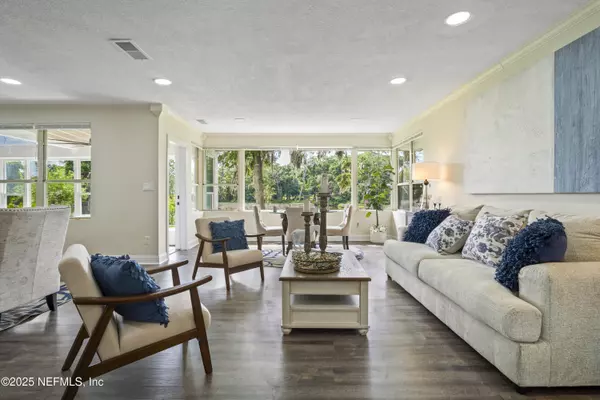 Jacksonville, FL 32207,1705 JORK RD E