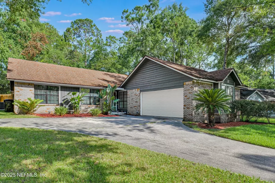 2359 OAK HAMMOCK LN, Orange Park, FL 32065
