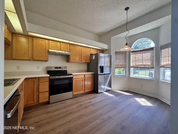 Jacksonville, FL 32277,3610 BRIDGEWOOD DR