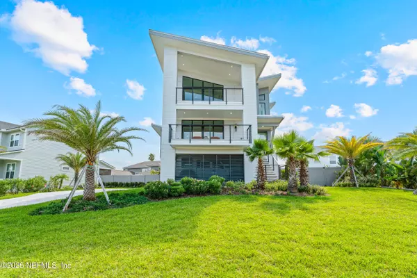 Ponte Vedra Beach, FL 32082,233 HIDDEN DUNE CT