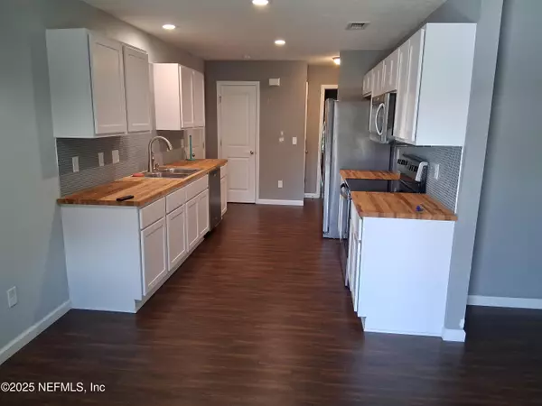 Fernandina Beach, FL 32034,1305 HICKORY ST