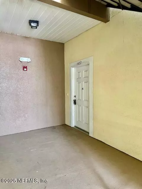 Jacksonville, FL 32277,7920 MERRILL RD #1402