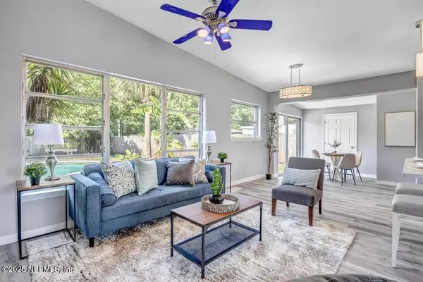 Jacksonville, FL 32211,6903 MAYAPPLE RD