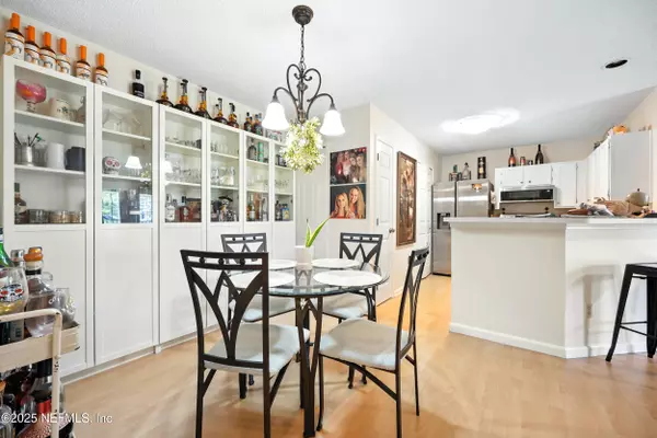 Ponte Vedra Beach, FL 32082,104 PONTE VEDRA COLONY CIR #14