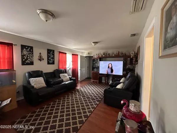 Jacksonville, FL 32210,7541 STRATO RD