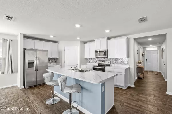 Jacksonville, FL 32234,15735 PALFREY CHASE DR