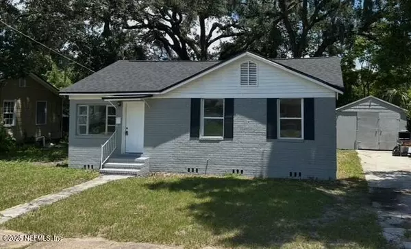 8141 PAUL JONES DR, Jacksonville, FL 32208