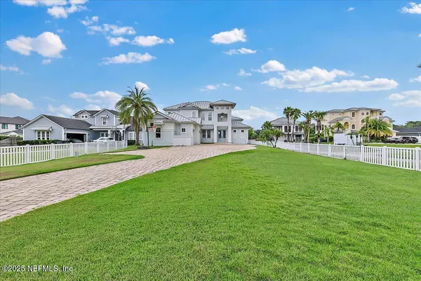 Ponte Vedra Beach, FL 32082,356 N ROSCOE BLVD
