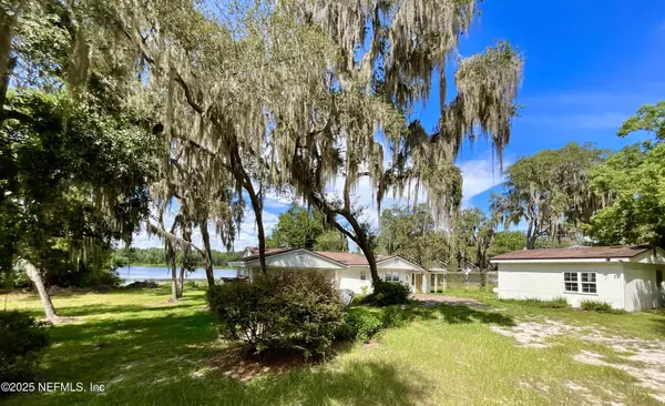 Hawthorne, FL 32640,145 DEPOT RD