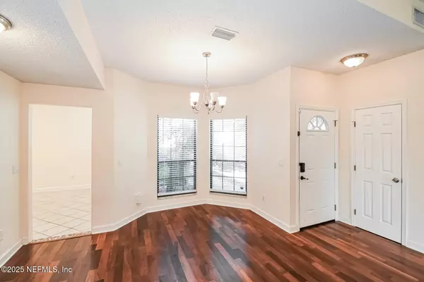 Jacksonville, FL 32246,2990 LANTANA LAKES DR