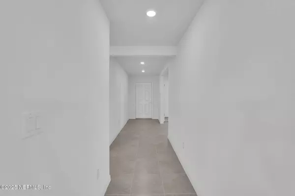 Jacksonville, FL 32244,5496 LONGFIN CT