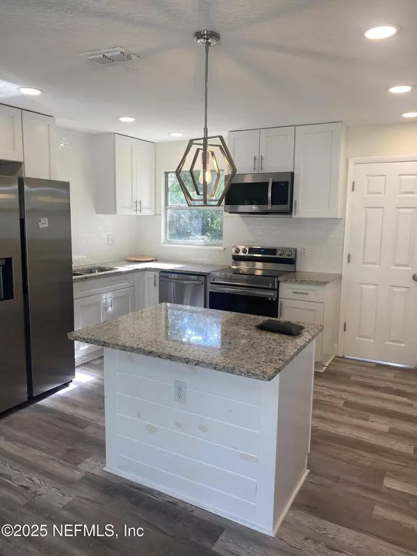 Jacksonville, FL 32210,7262 KIVLER DR